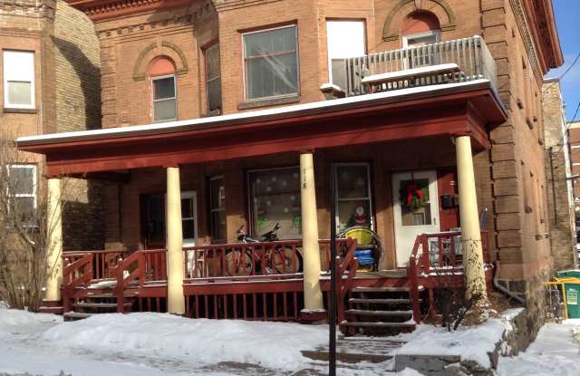 118 N 8th Ave E photos photos