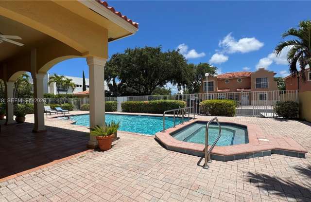 7733 SW 94th Lane ., Miami, FL 33156 Gallery 3