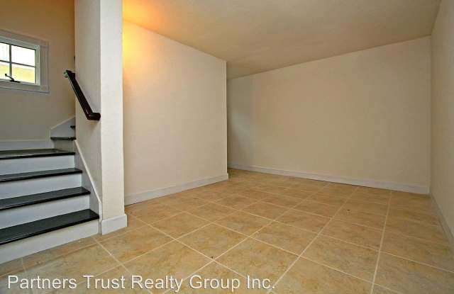 212 Cortland Avenue Gallery 2