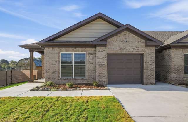 28026 Pinedale Road Gallery 1