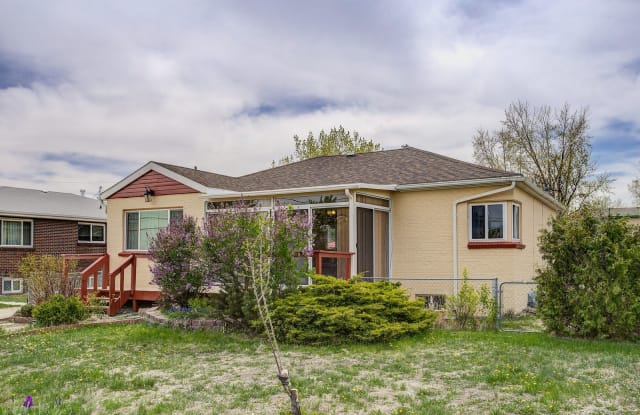 2196 W 56th Ave - 2196 West 56th Avenue, Berkley, CO 80221