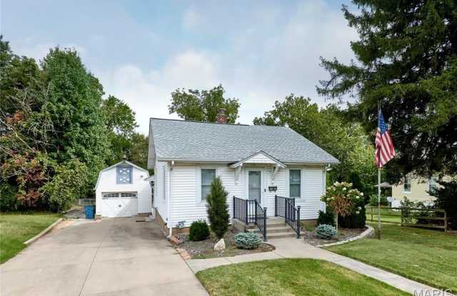 9139 E Milton Avenue Gallery 2