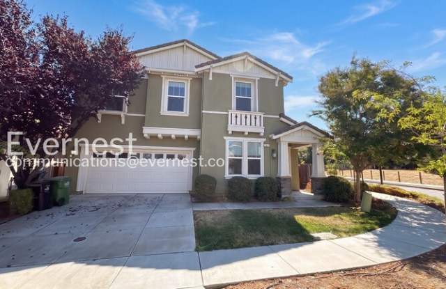 2735 Valley Oak Loop Gallery 1