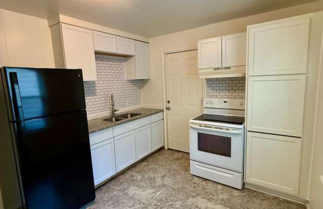 Charming 3-bed home Gallery 1