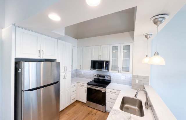 Beautiful 3-Bed Indian Peaks Townhome with Finished Basement & 2-Car Garage photos photos Beautiful 3-Bed Indian Peaks Townhome with Finished Basement & 2-Car Garage photos photos