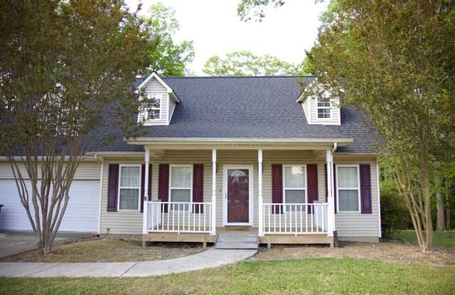 4bd 3b off N Lee Hwy! photos photos