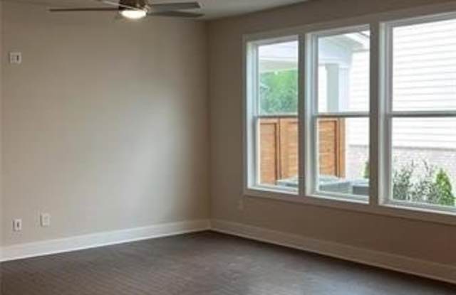 1255 Winterhaven Drive Gallery 4