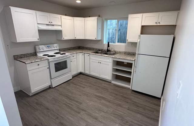 454 Colin Kelly Dr photos photos