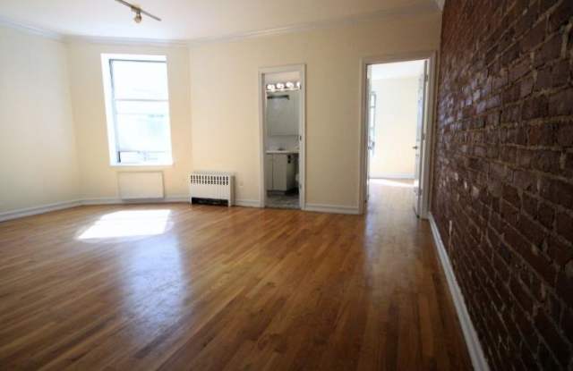 212 West 104th Street photos photos