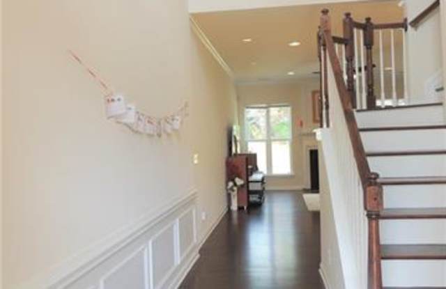 10429 Blairbeth Street Gallery 2