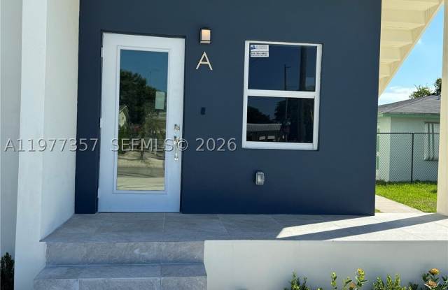 526 NW 6th photos photos
