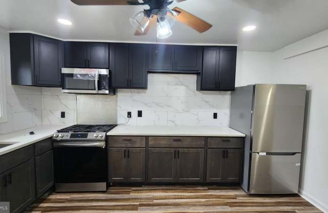 3502 E LOMBARD Street photos photos