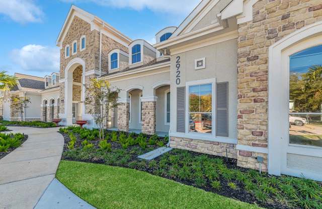 Lakeside Pointe Apartments & Townhomes photos photos