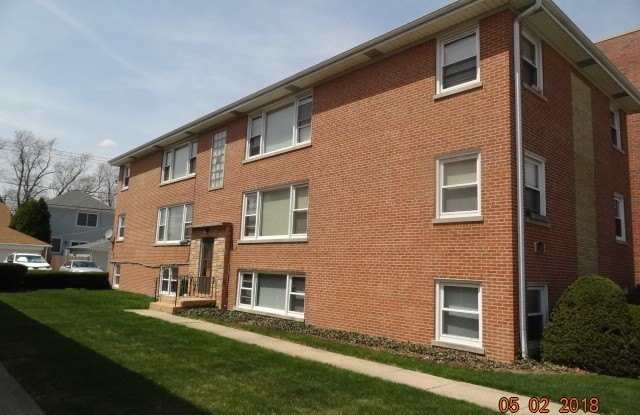6636 N HARLEM Avenue unit: 2W - 6636 North Harlem Avenue, Chicago, IL 60631