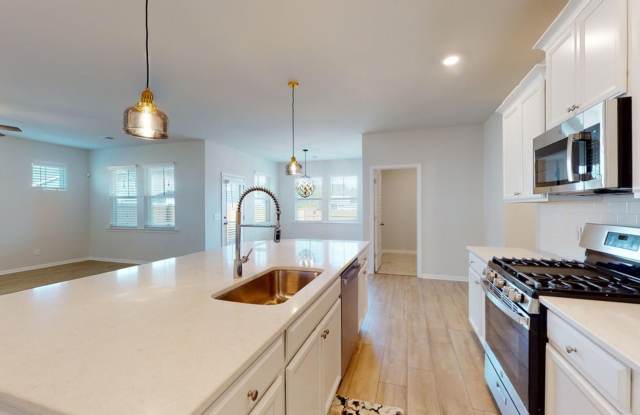 Spacious Summers Corner Retreat | 4BR + Study | Screened Porch & Fenced Yard Gallery 3