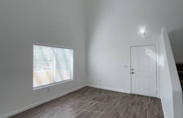 Mesa Ridge Village photos photos