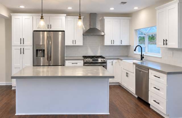 11586 Cesped Drive Gallery 3