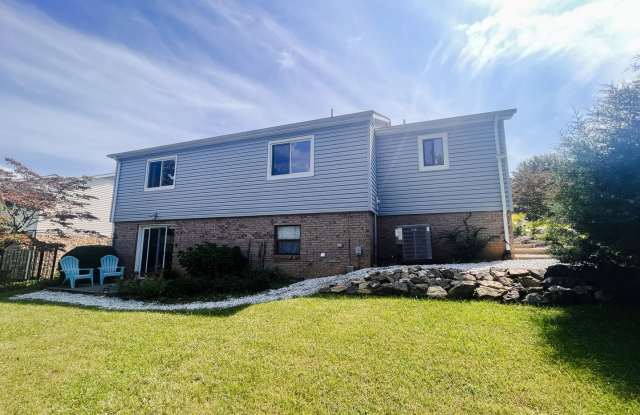 3 Bedroom, 2 Bath House in Woodbine w/walking trail access Gallery 3