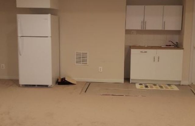 7755 Glade Ct Gallery 3