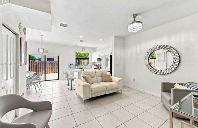 12957 SW 232nd Lane, Homestead, FL 33032 Gallery 4