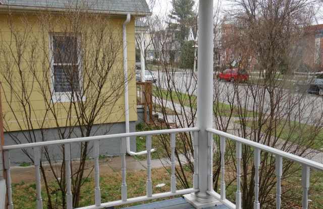 206 S AUGUSTA AVENUE Gallery 4