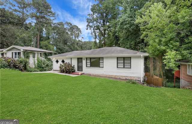 1982 Rena Circle SW Gallery 1