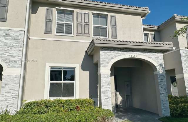1684 SE 26th Ter photos photos 1684 SE 26th Ter photos photos