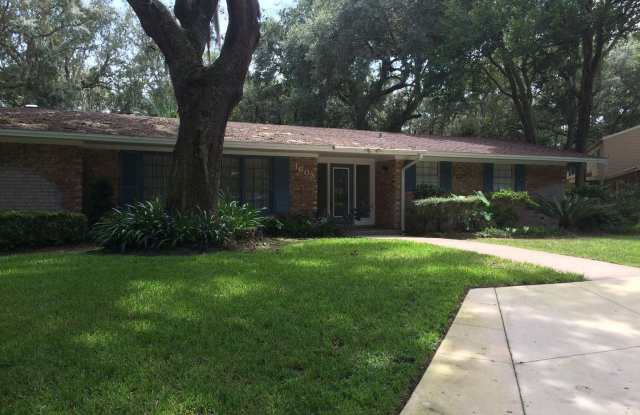 1603 Arrowhead Trail - 1603 Arrowhead Trail, Neptune Beach, FL 32266
