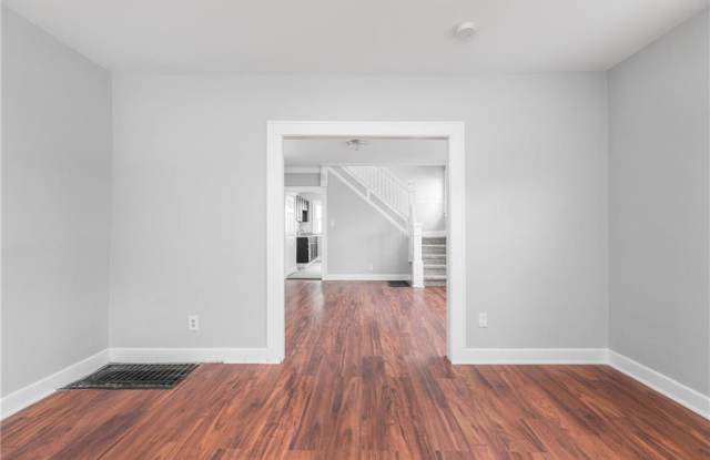 1624 Orange Street Gallery 4