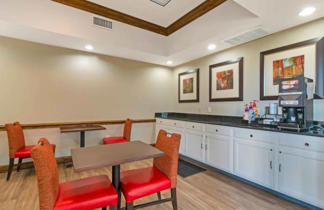 Kansas City - Lenexa - 87th St. photos photos