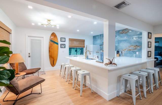 418 N Palmway photos photos