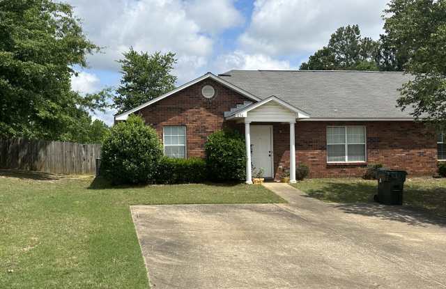 696 Ethan Court - 696 Ethan Court, Auburn, AL 36832