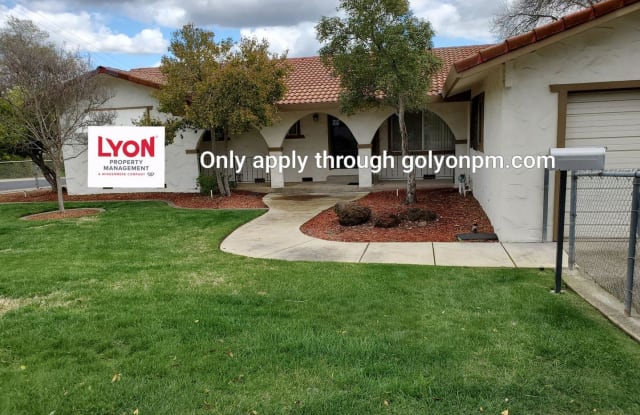 5385 Comstock Court - 5385 Comstock Court, Rocklin, CA 95677