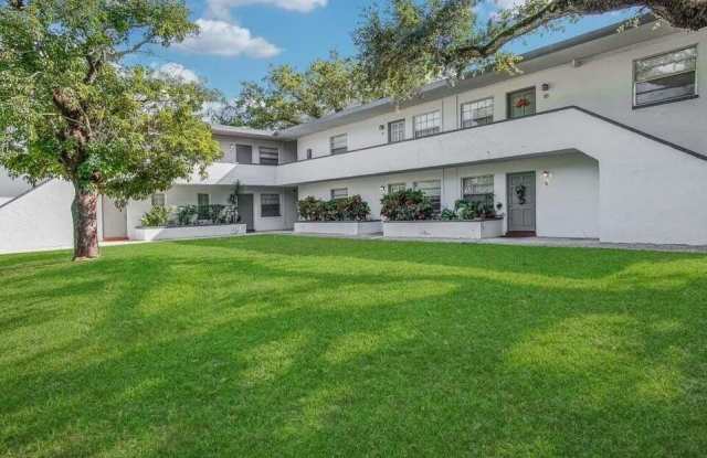 650 SW 15th Avenue photos photos