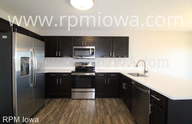 5116 NE Briarwood Drive Gallery 4