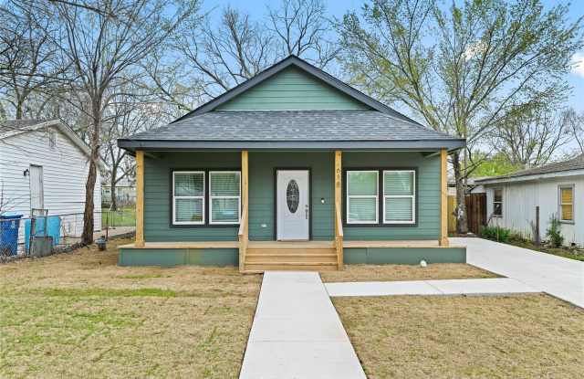618 Star Street - 618 West Star Street, Denison, TX 75020