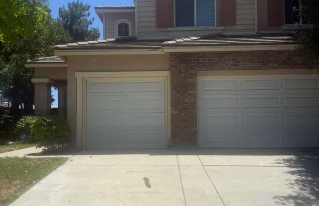 Spacious 4 bedroom 3 bath photos photos