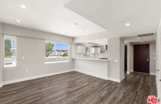 1326 Centinela Avenue Gallery 3