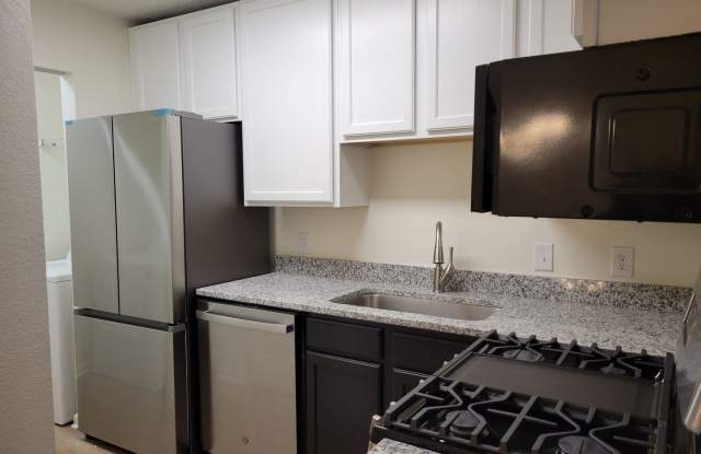 Modern 2-Bed, 2-Bath Condo in Glen Allen – Updated  Available NOW! - 821 Brassie Lane, Henrico County, VA 23059