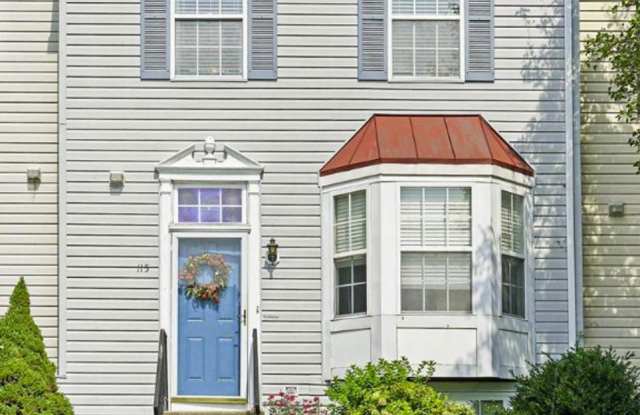 Available Now! Updated townhome in Havre De Grace! photos photos