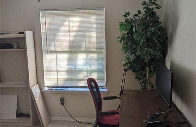 2203 Frontier Trail Gallery 4
