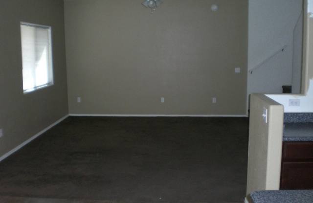 7825 S Baja Stone Avenue Gallery 4