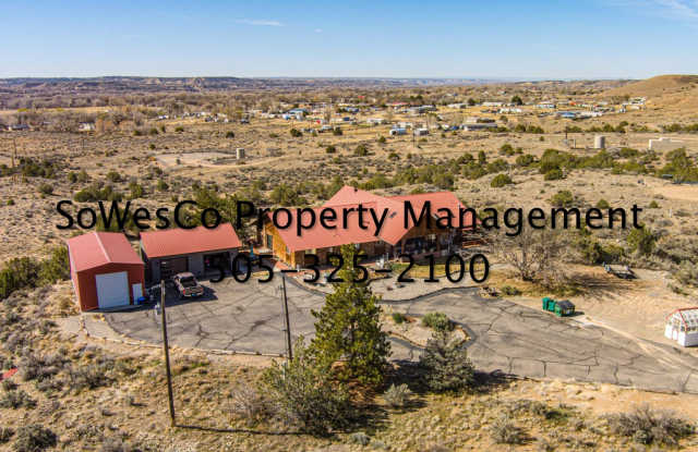 Beautifully Updated Spacious3 Bedroom Home on 12.5 Acres in Aztec photos photos
