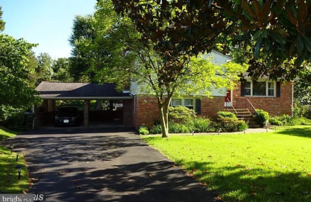 4015 GIBBS STREET - 4015 Gibbs Street, Mount Vernon, VA 22309