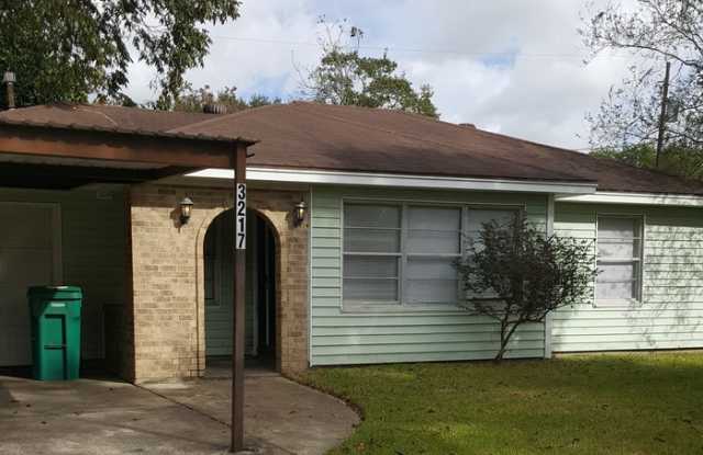 3217 Darling Street - 3217 Darling Avenue, Pasadena, TX 77503
