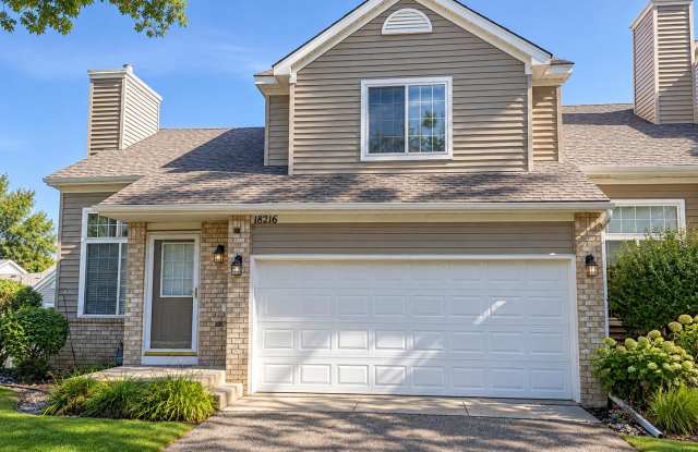 18216 Warbler Ln Gallery 1