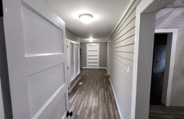 211 West Avenue, Dublin, GA photos photos