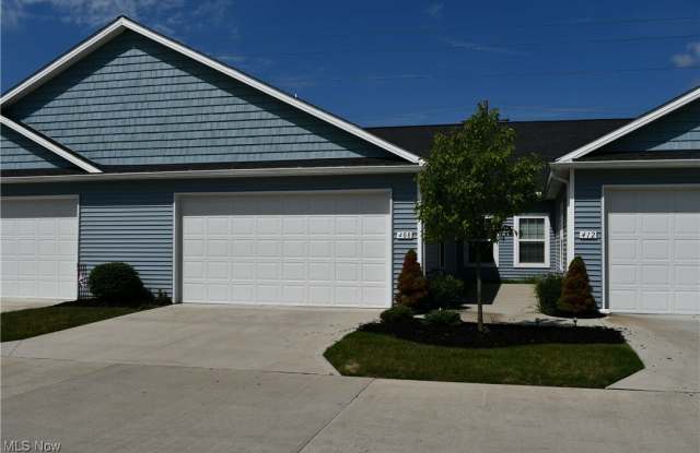 408 DEER CROSSING - 408 Deer Crossing, Elyria, OH 44035