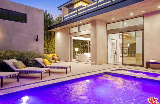9021 RANGELY AVE - 9021 Rangely Avenue, West Hollywood, CA 90048