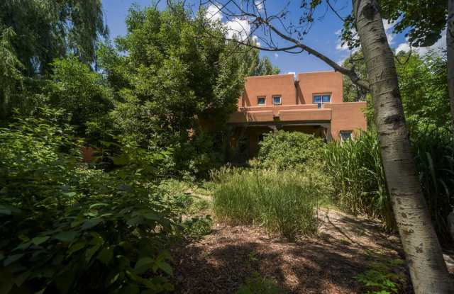 208 Paseo Del Pueblo Sur - 1Unit 502 Gallery 3